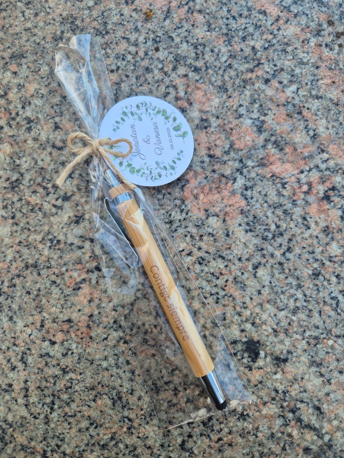 BOLIGRAFO BAMBÚ PERSONALIZADO