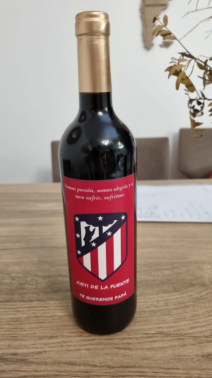 BOTELLA DE VINO DE TU EQUIPO DE FÚTBOL