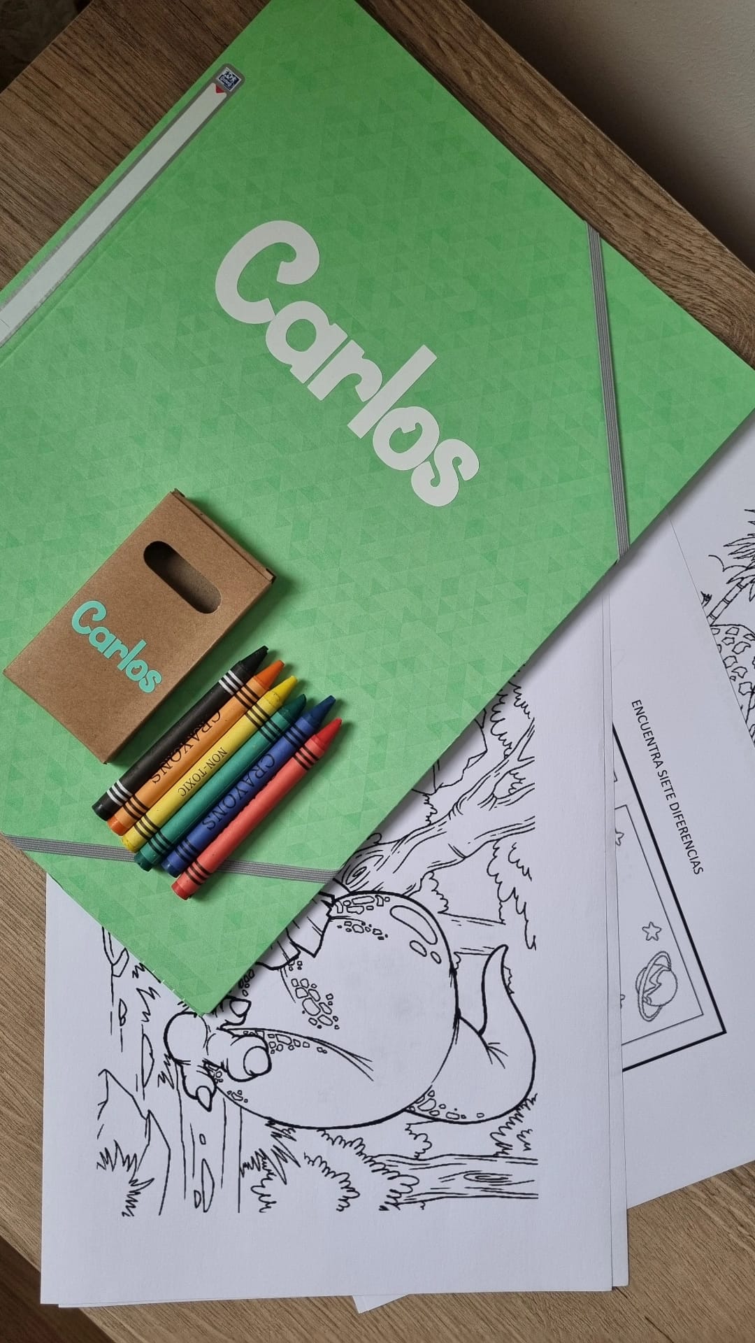 Kit Pinturas de Colores Dibujos y Portafolios