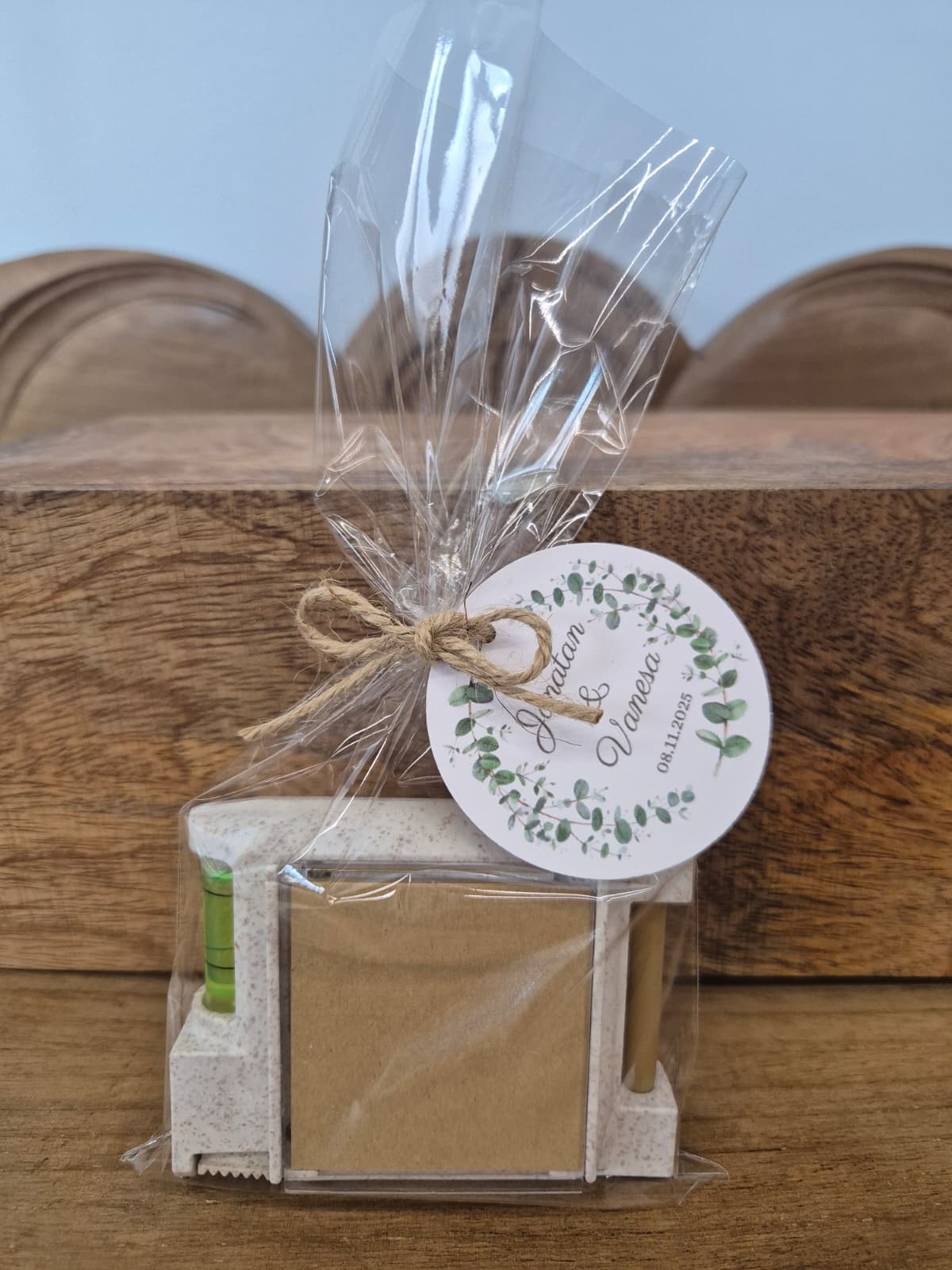 FLEXÓMETRO DE 3 M CON NIVEL