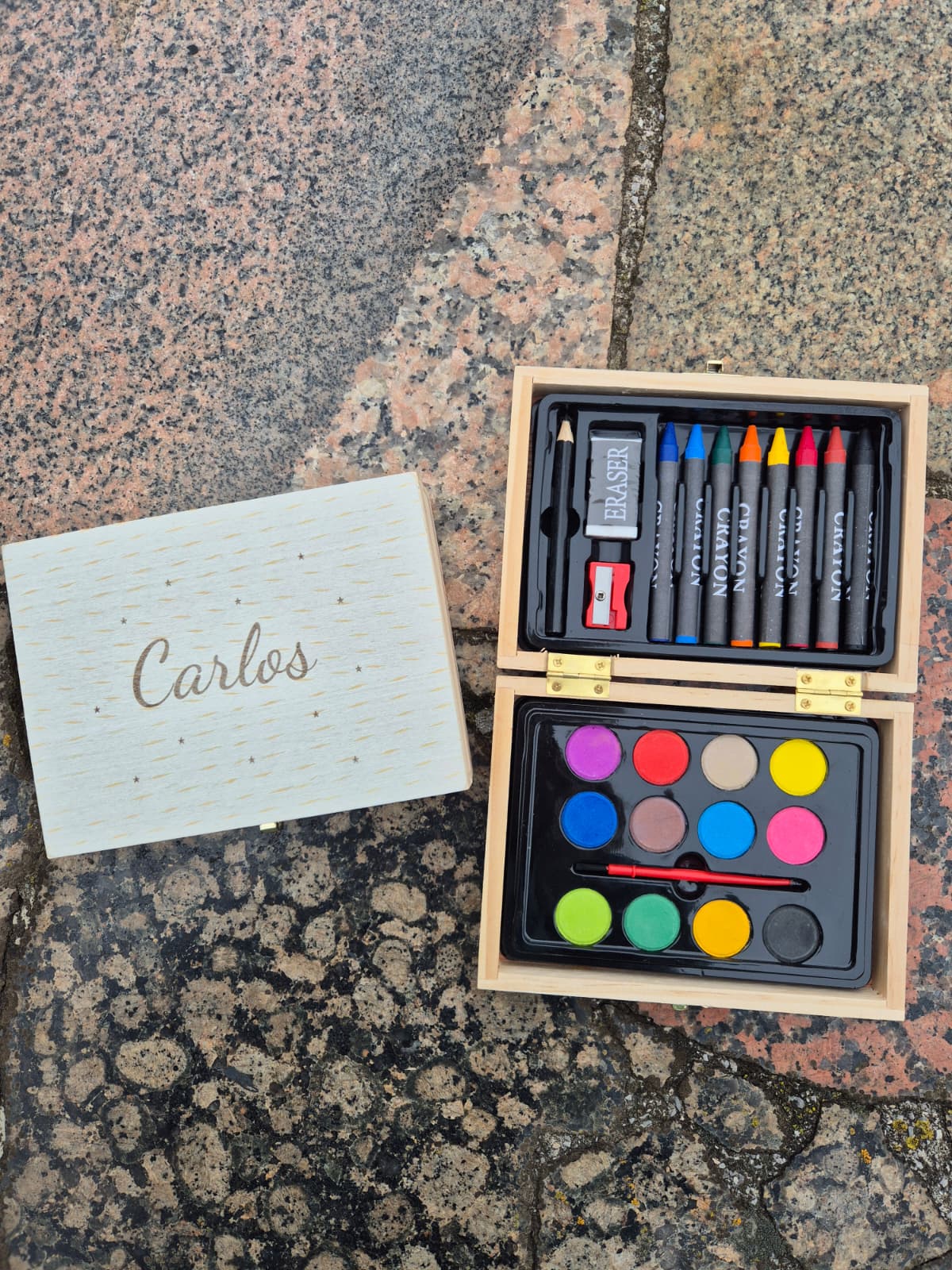 ESTUCHE DE ACUARELAS Y CERAS