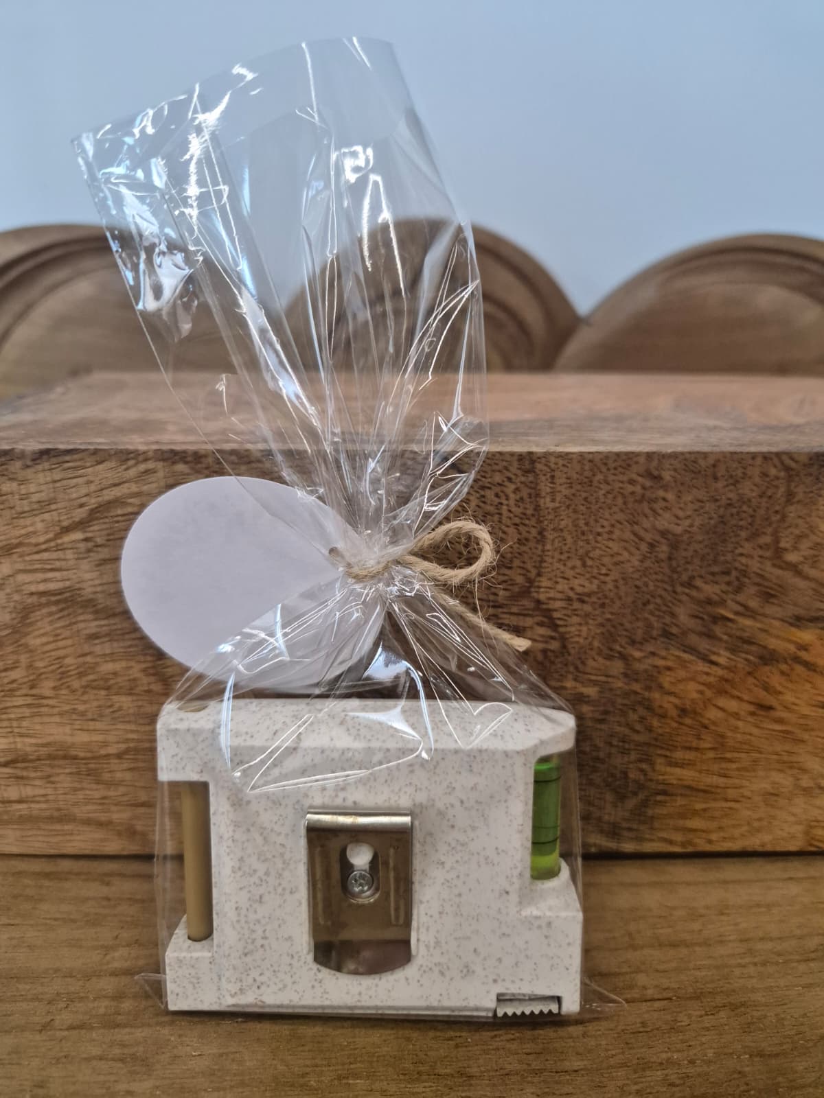 FLEXÓMETRO DE 3 M CON NIVEL