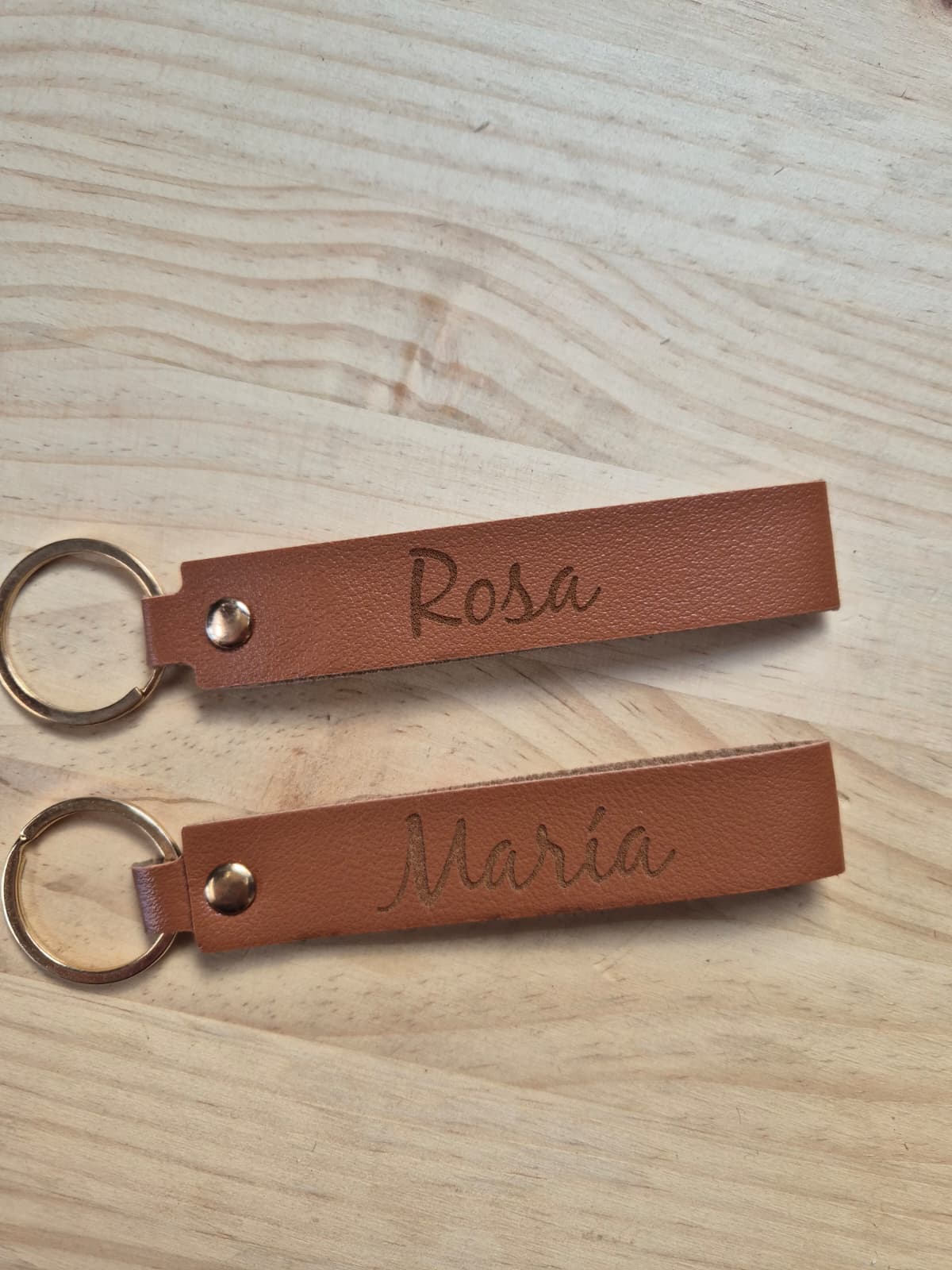 MARCASITIO LLAVERO EFECTO PIEL