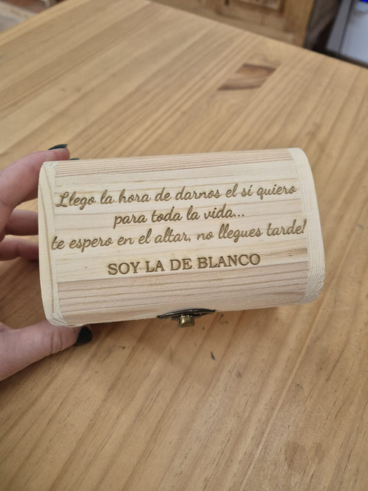 CAJA DE MADERA PARA RELOJ